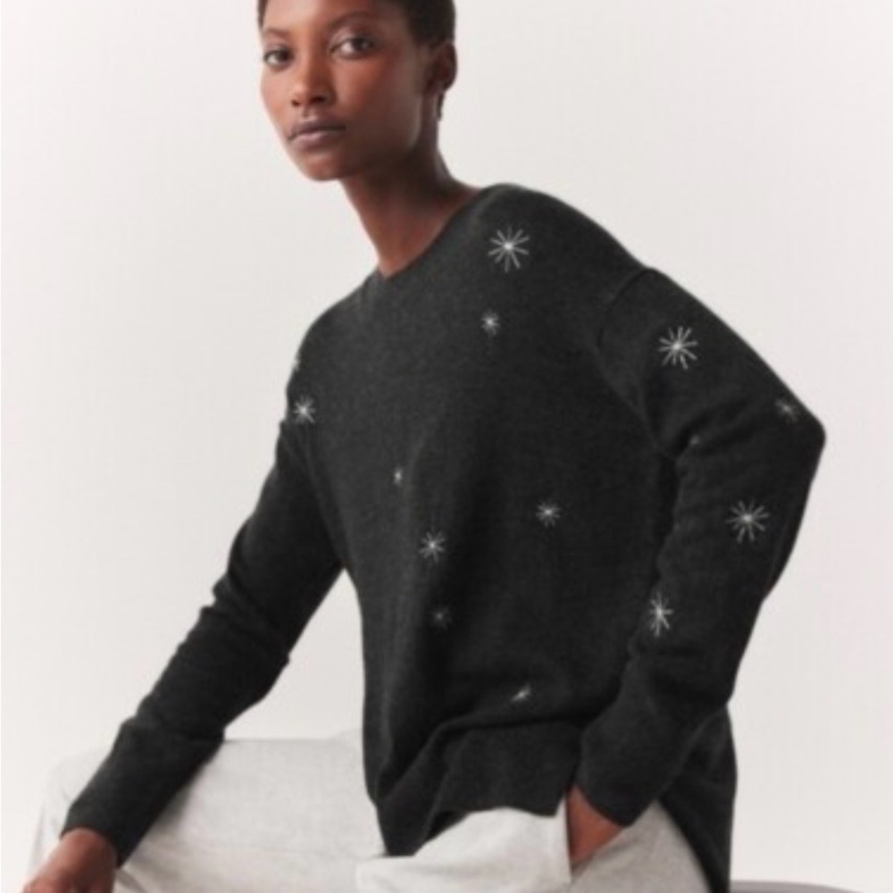 EUC-The White Company Cashmere Blend Crew Neck Sweater w/Embroidered Lurex Stars